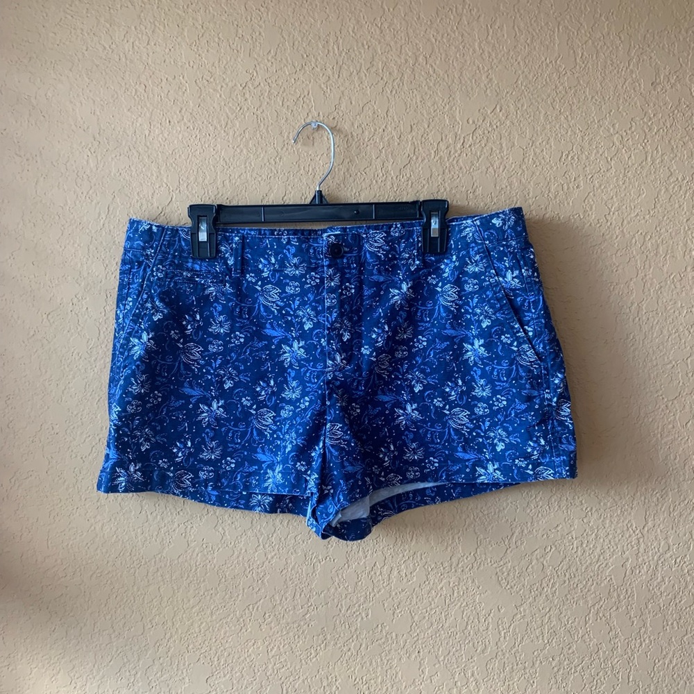 GAP Summer Kaki Shorts Mid-rise SIZE 14